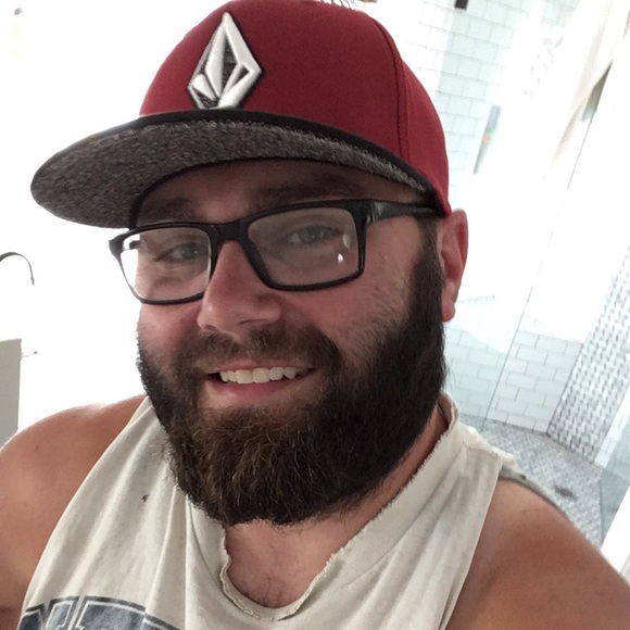 Meet your Posher, Ryan - Picture 2 of 7